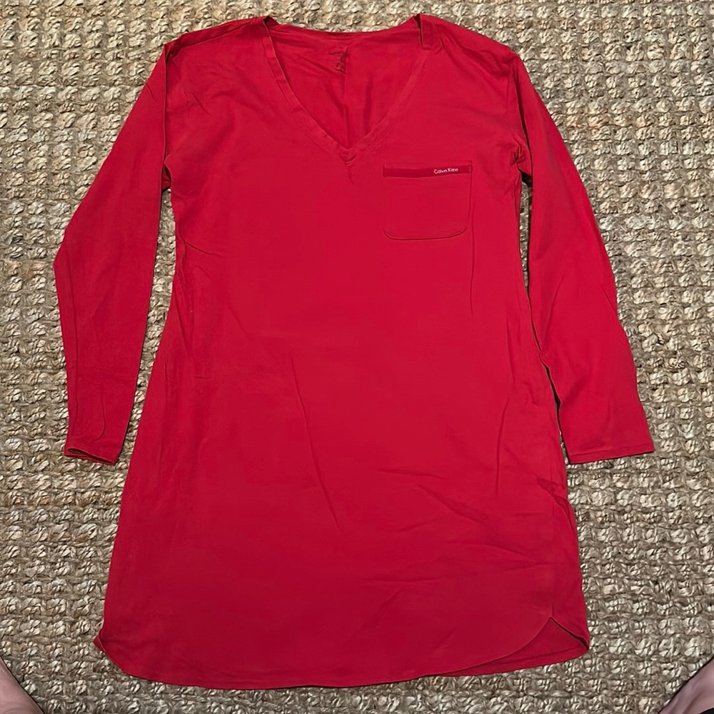 Calvin Klein Long sleeve Red Night dress Size small